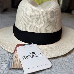 Bigalli Puerto Cayo Panama Hat Medium Cream Straw Fedora Made Ecuador NWT